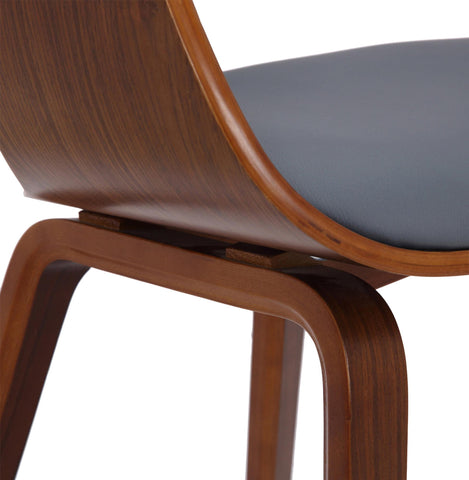 Kingston faux leather visitor chair