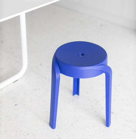 Stackable low stool 'POMPA'